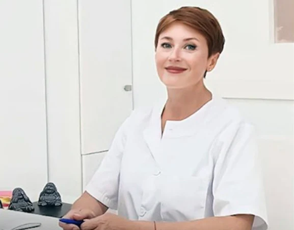 julia neuro implant clinic